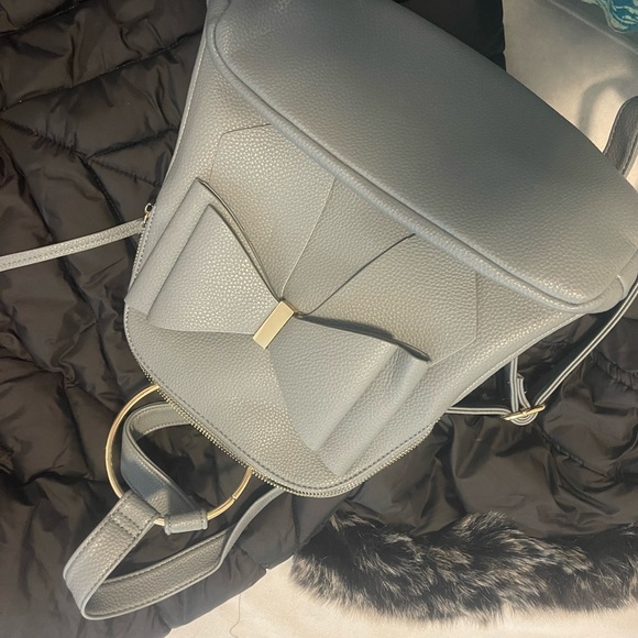 Multiple purses - Picture 3 of 8